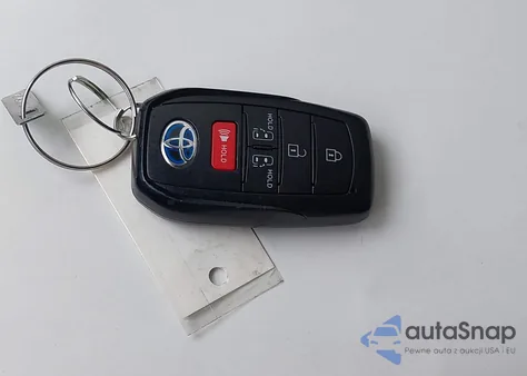 2025 Toyota Sienna Le from USA, damaged, VIN 5TDBRKEC7SS250994